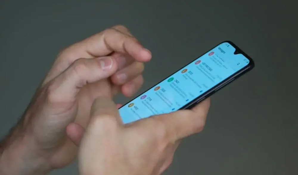 Internet grátis pode derrubar rede móvel na eleição, diz Anatel ao STF